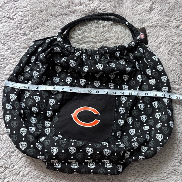 NWT Chicago Bears Black and White tote purse - Picture 5 of 7